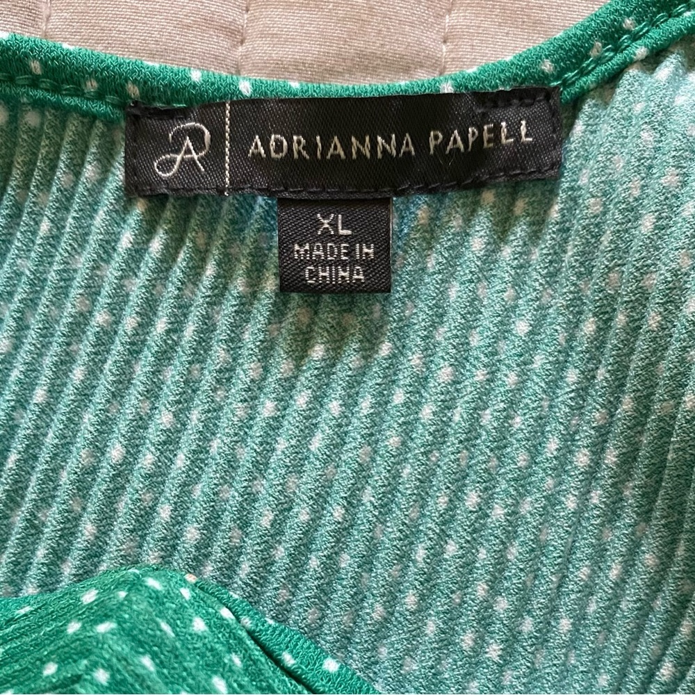 Plus size Career Top - green - Picture 2 of 3